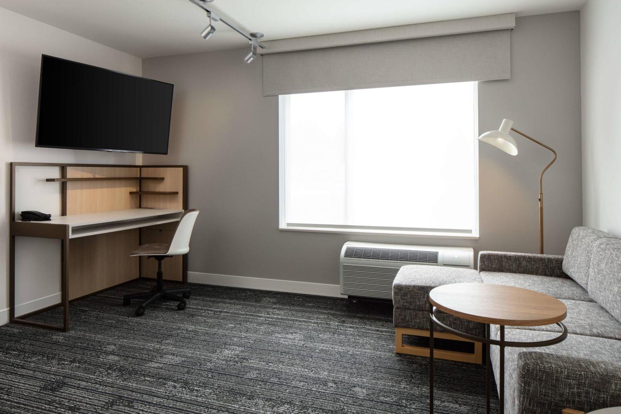 Towneplace Suites By Marriott Milwaukee West Bend 外观 照片